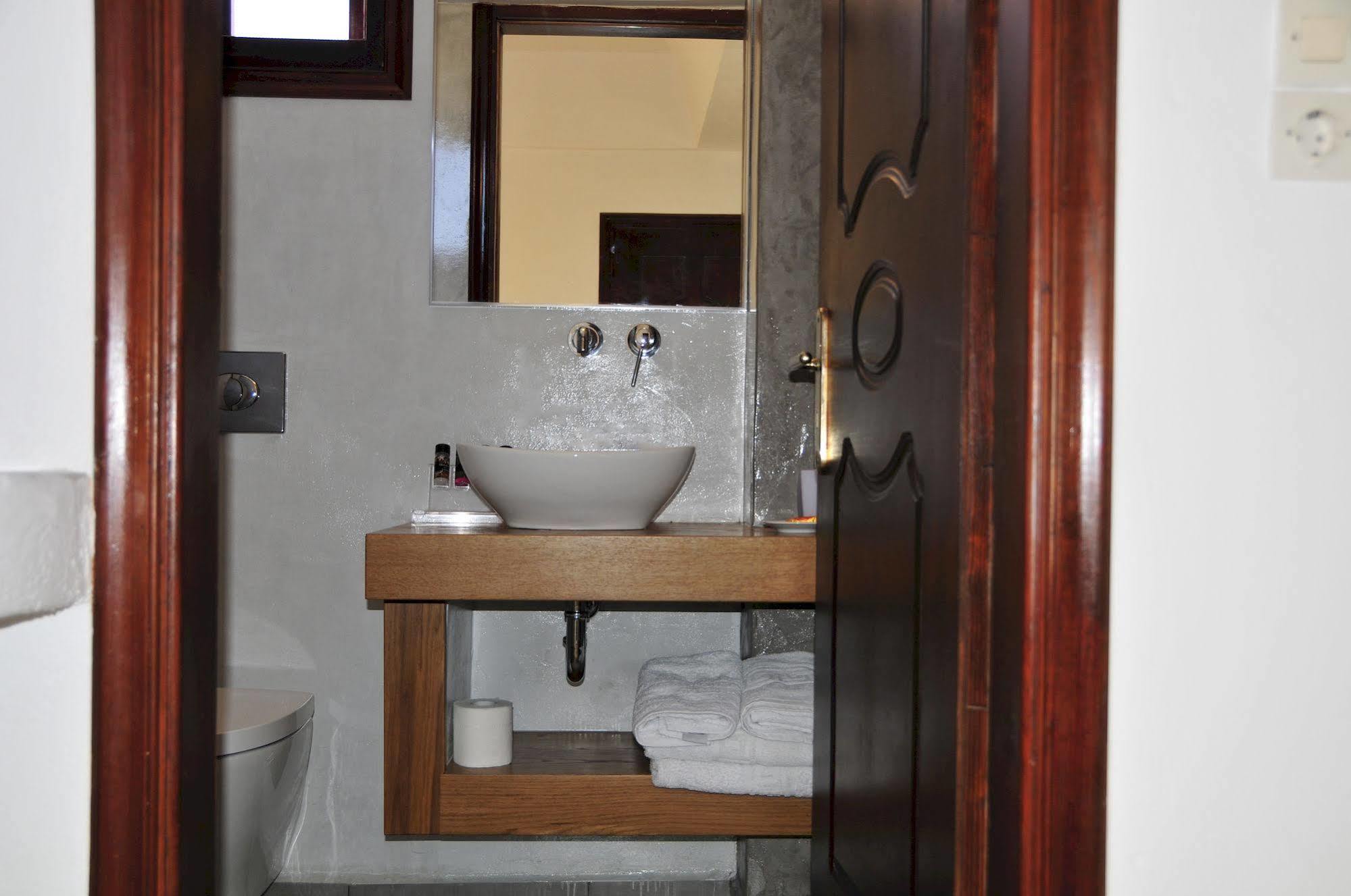 Anessis Aparthotel Φηρά Εξωτερικό φωτογραφία